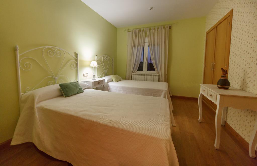 Casa Rural La Piedra De Juana Мальпартида-де-Касерес Экстерьер фото